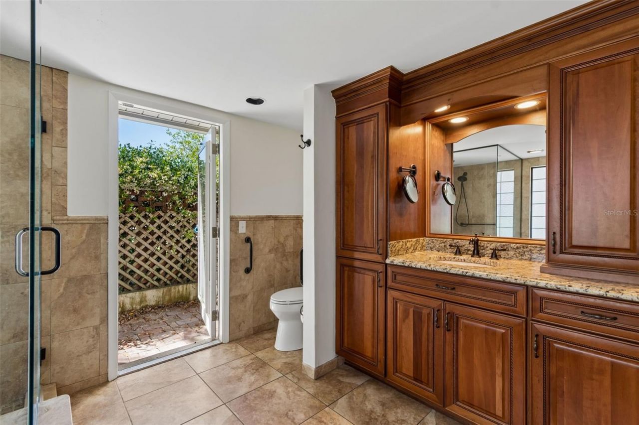 3319 Cheviot Drive, Tampa, FL 33618 Photo