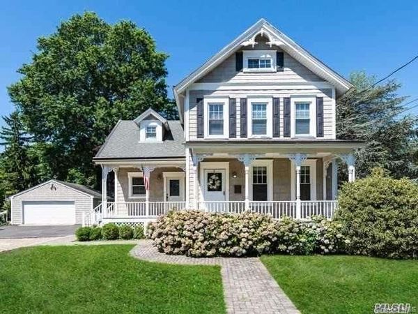 21 Franklin Avenue , Glen Cove, NY 11542