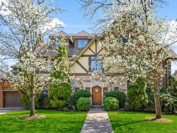 106 Carver Terrace , Yonkers, NY 10710