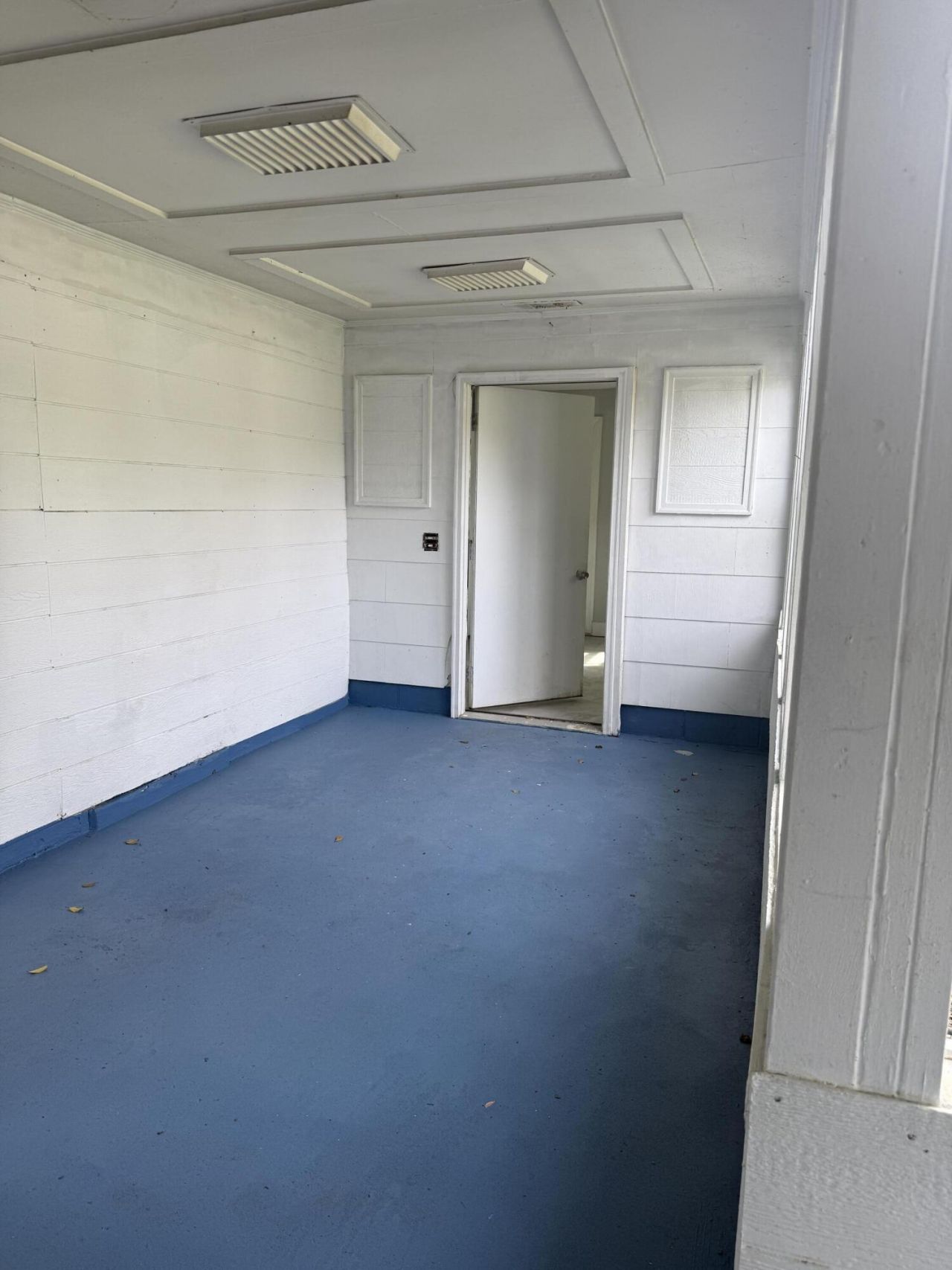 1630 Larry Street Photo 13