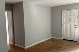 1630 Larry Street photo 4