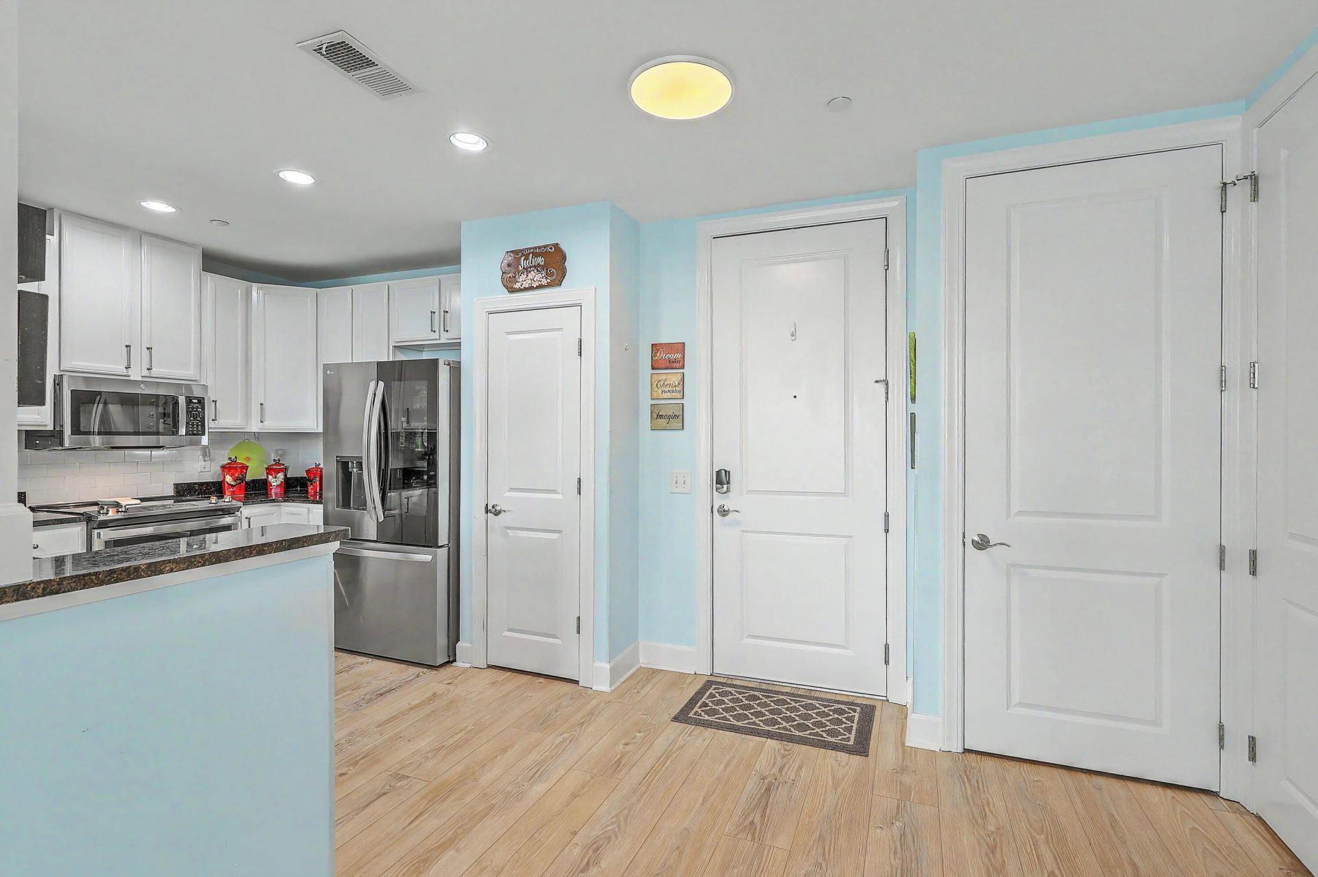 125 Pier View Street Photo 10