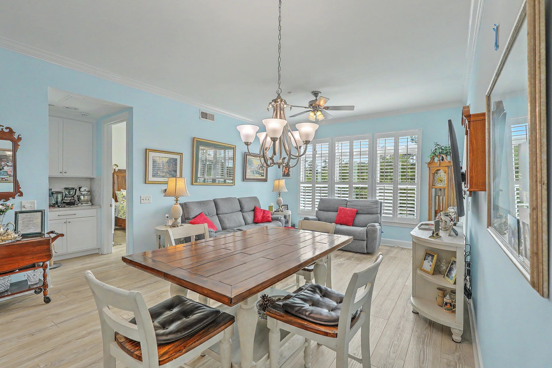 125 Pier View Street Photo 16