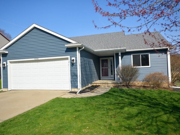 1206 Comstock Drive, Marshall, MI 49068