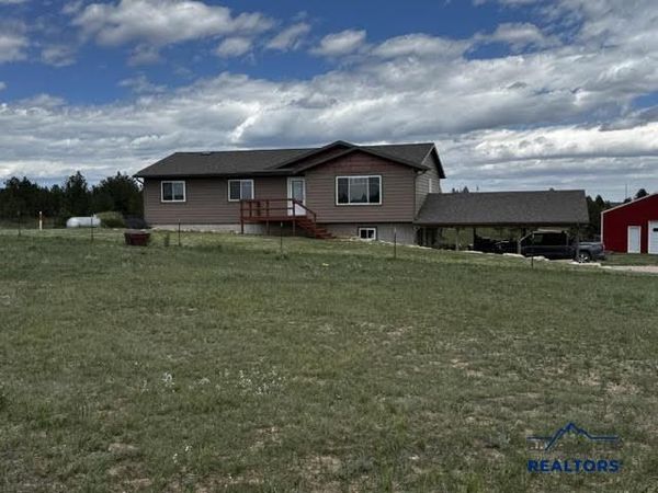 12090 HART RD, Hot Springs, SD 57747