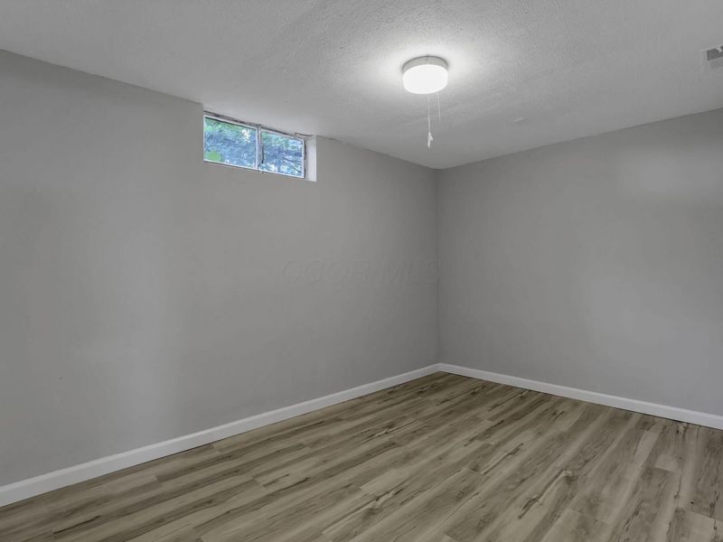 2344 Belcher Drive, Columbus, OH 43224 Photo 17