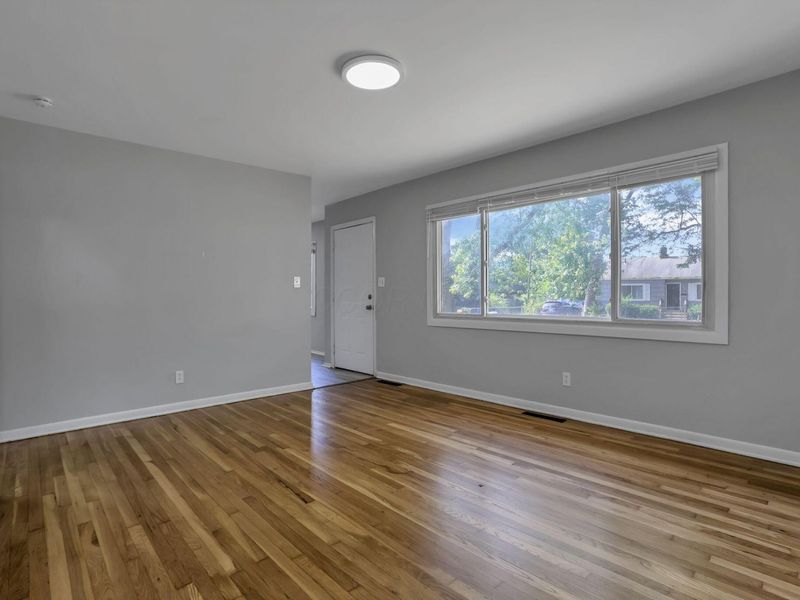 2344 Belcher Drive, Columbus, OH 43224 Photo 4