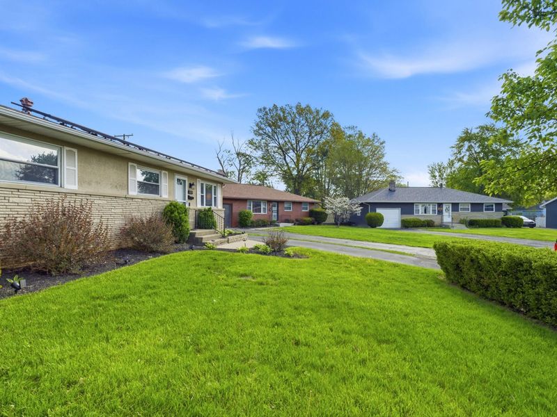 864 Kevin Drive, Columbus, OH 43224 Photo 3