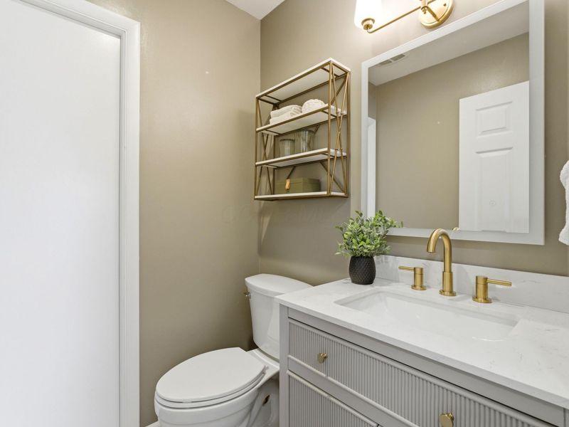 864 Kevin Drive, Columbus, OH 43224 Photo 31