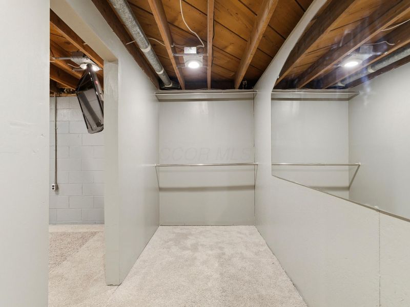 864 Kevin Drive, Columbus, OH 43224 Photo 38