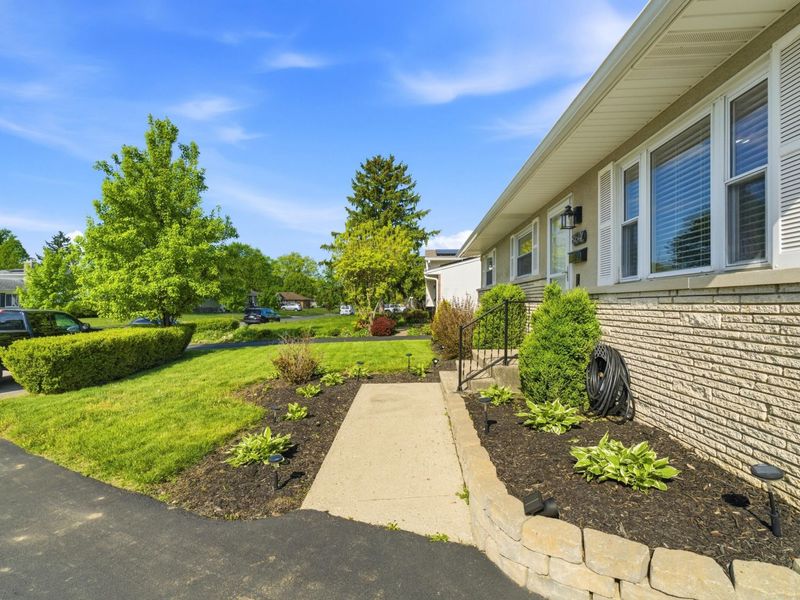 864 Kevin Drive, Columbus, OH 43224 Photo 4