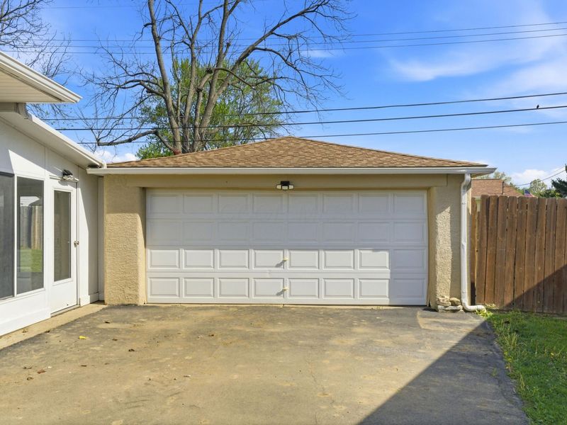 864 Kevin Drive, Columbus, OH 43224 Photo 47