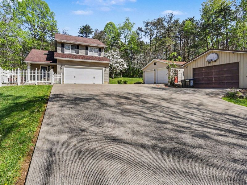 31234 Mays Road, Logan, OH 43138 Photo 3