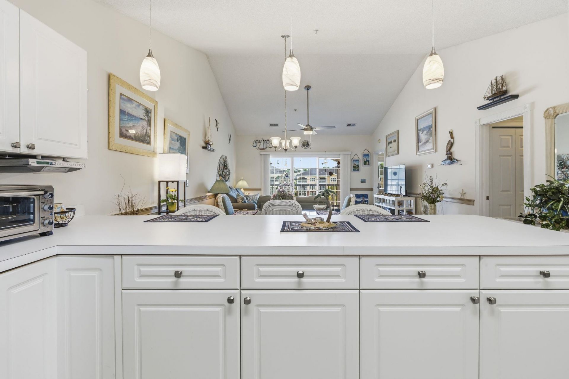 4846 Carnation Circle Photo 8