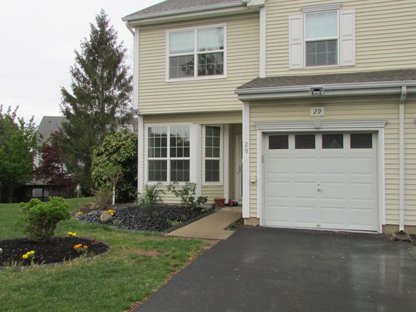 29 Tall Oaks Court, Unit 2901, Parlin, NJ 08859
