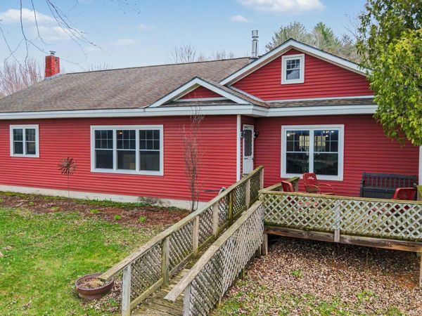 1995 Malletts Bay Avenue, Colchester, VT 05446