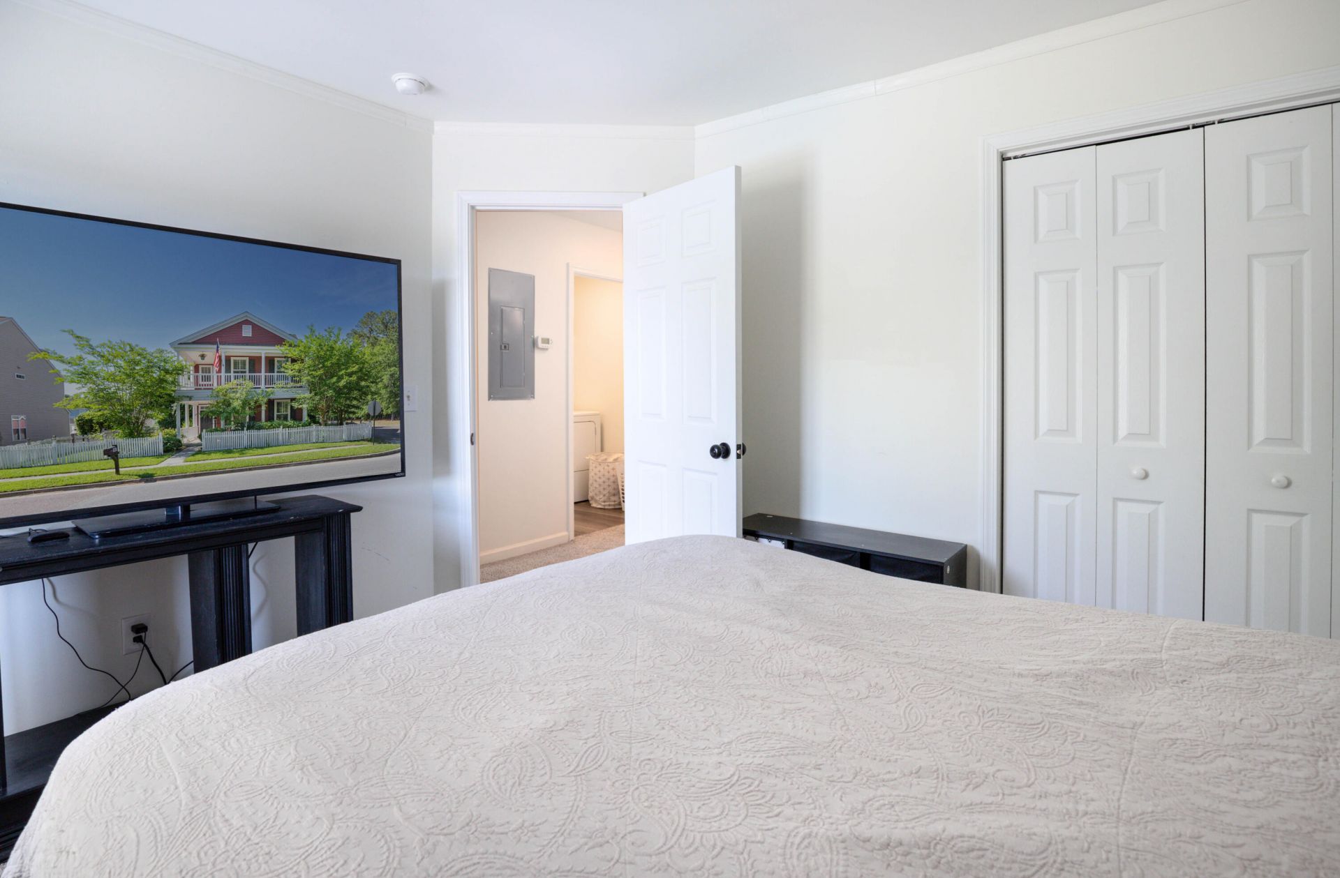 147 Red Leaf Boulevard Photo 17