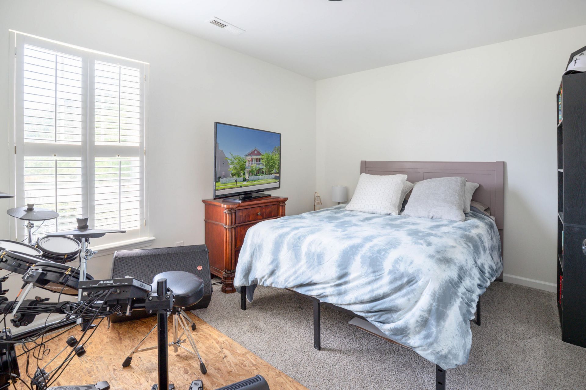 147 Red Leaf Boulevard Photo 18