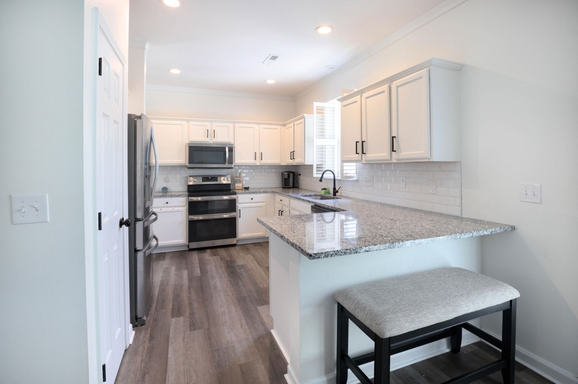 147 Red Leaf Boulevard Photo 6