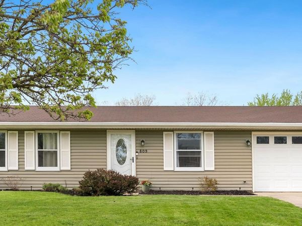 809 Aurora Knoll Lane, Fort Wayne, IN 46825