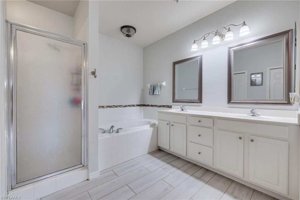 13981 Lake Mahogany Blvd, Unit 2522, Fort Myers, FL 33907 Photo
