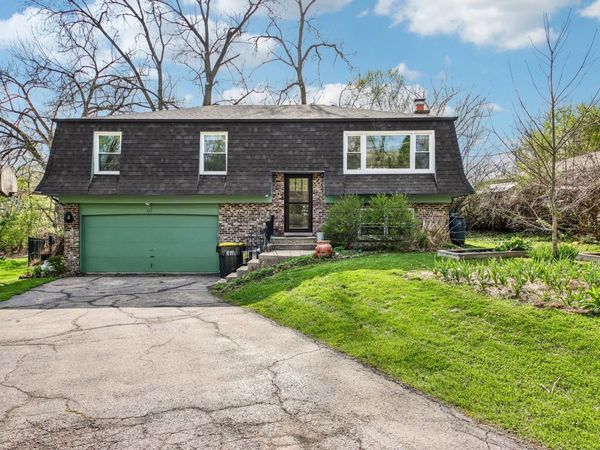 355 Council Trail , Lake In The Hills, IL 60156