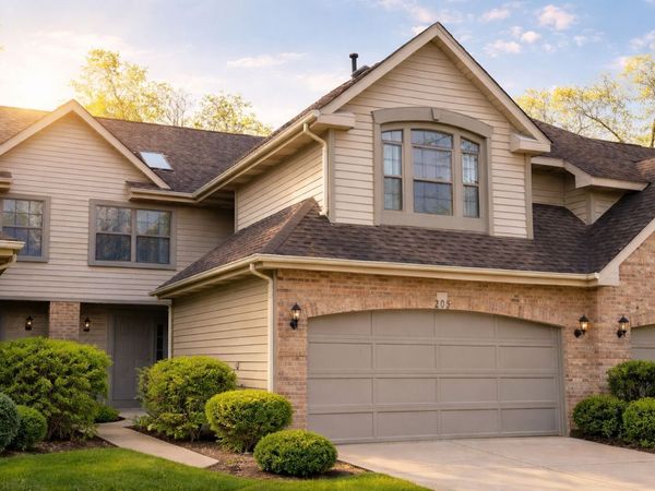 205 Benton Lane , Bloomingdale, IL 60108