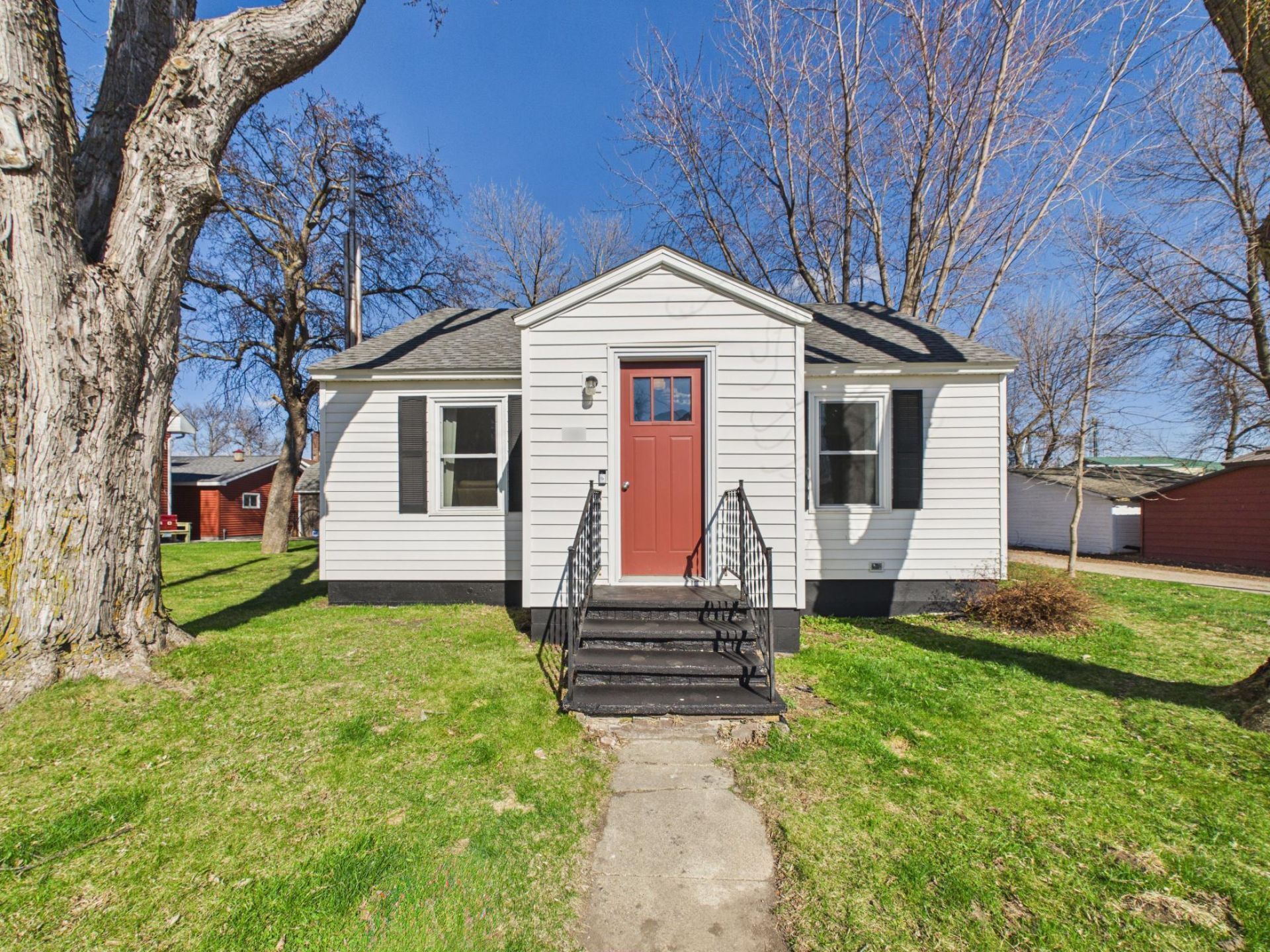 130 4th Street N, Greenwald, MN 56335 Main Photo