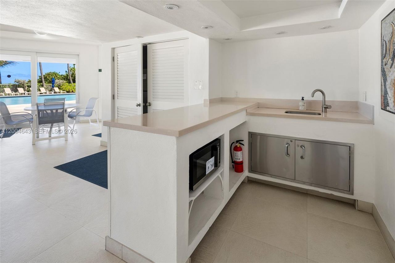 600 Grapetree Dr , Unit 3BS, Key Biscayne, FL 33149 Photo