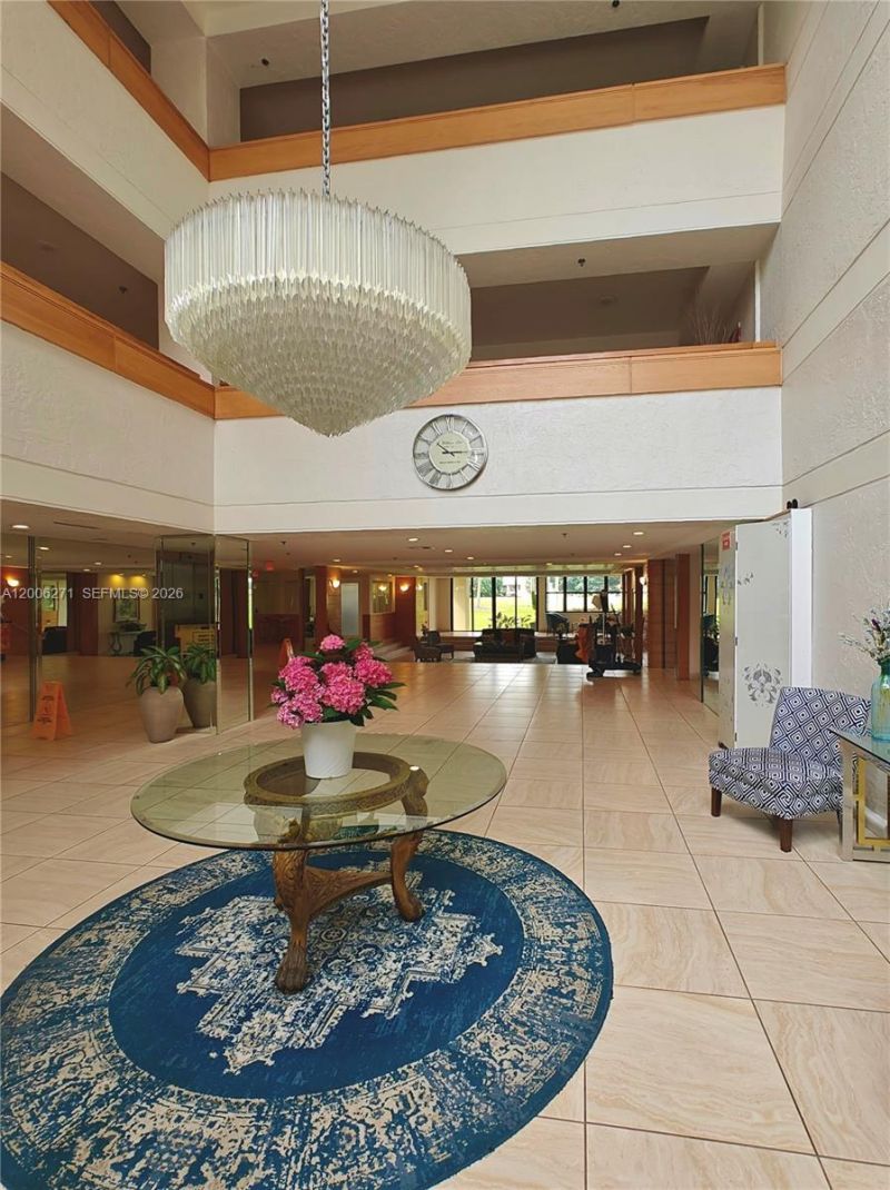 16300 Golf Club Rd, Unit 204, Weston, FL 33326 Photo