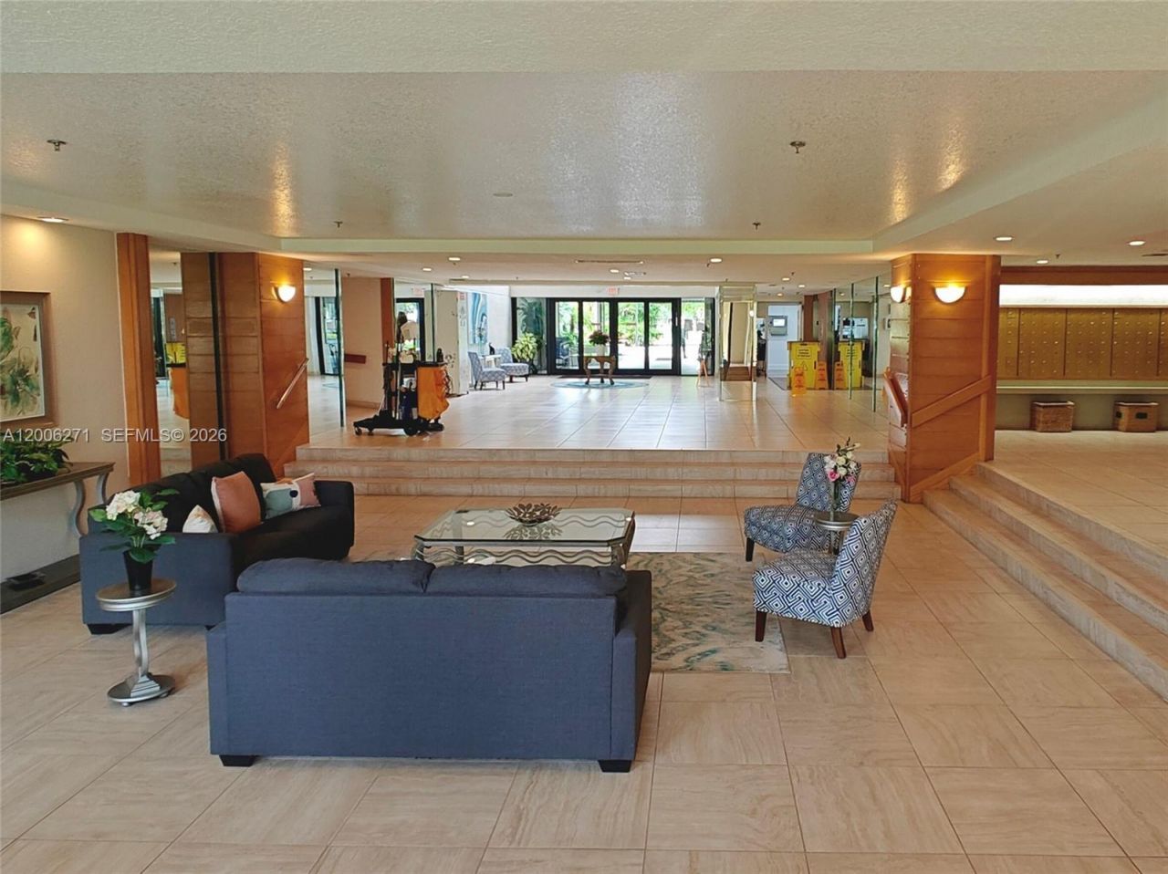 16300 Golf Club Rd, Unit 204, Weston, FL 33326 Photo
