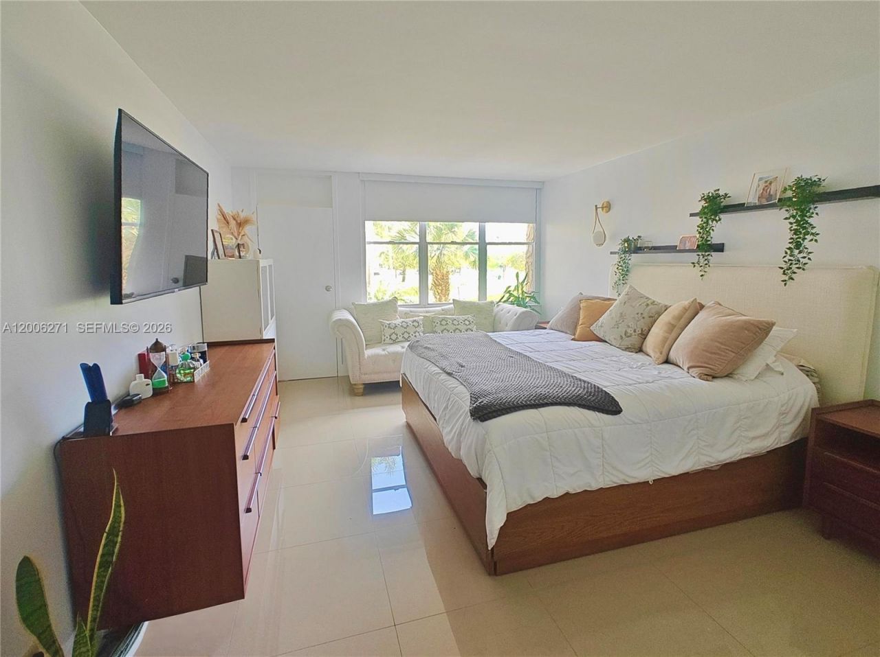 16300 Golf Club Rd, Unit 204, Weston, FL 33326 Photo