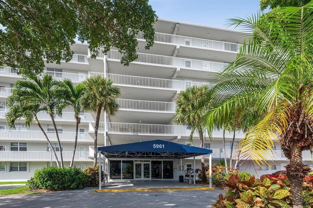 5961 NW 2nd Ave , Unit #403, Boca Raton, FL 33487 Photo