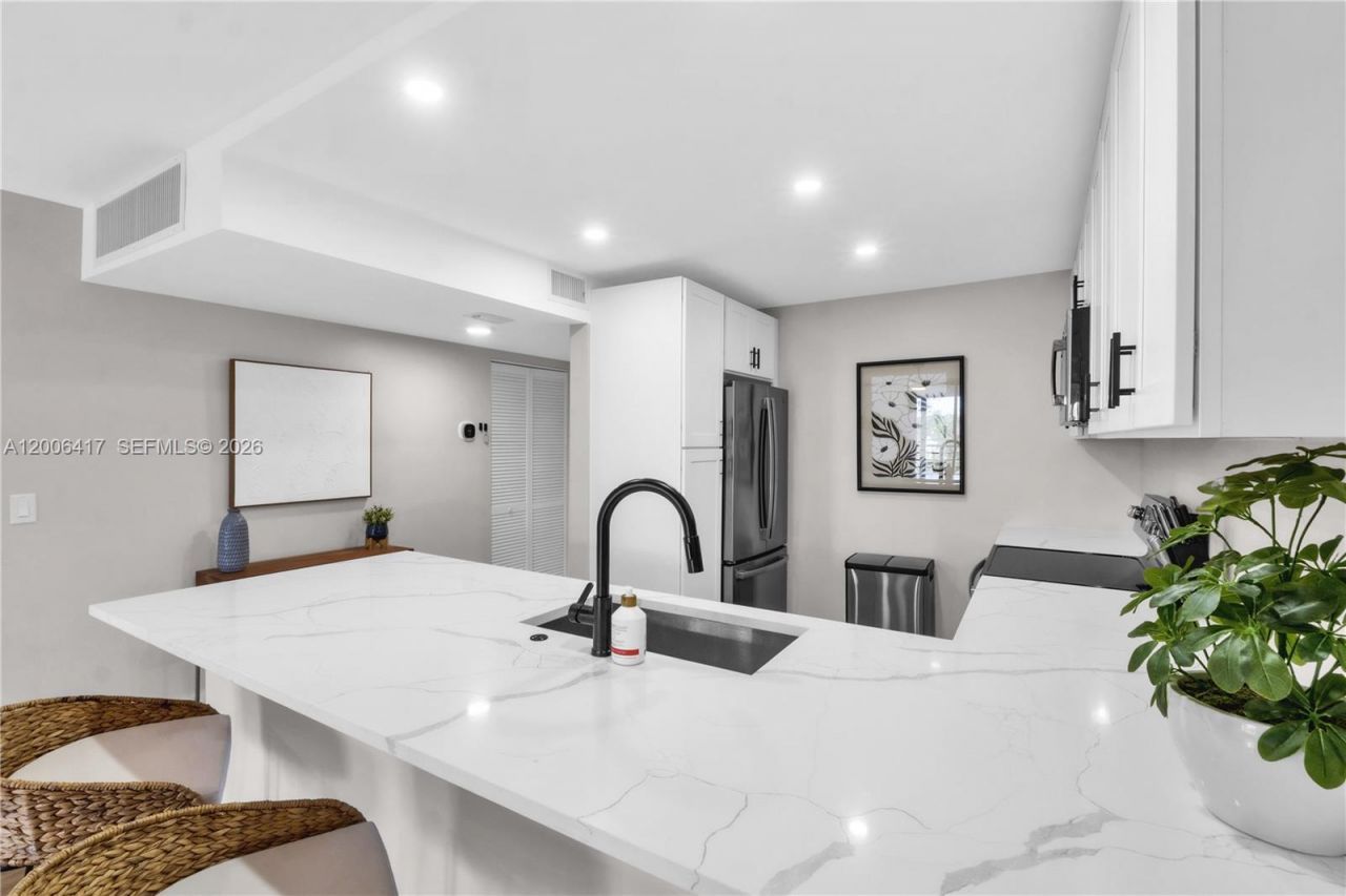 5961 NW 2nd Ave , Unit #403, Boca Raton, FL 33487 Photo