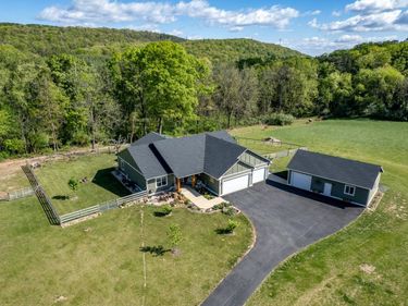 99 MT IDA LN, STAUNTON, VA 24401