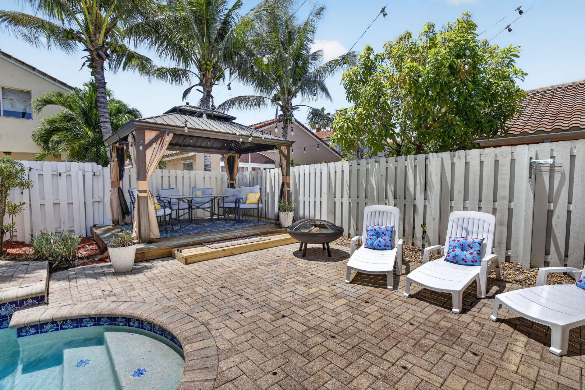 19064 NW 13th Street, Pembroke Pines, FL 33029 Photo