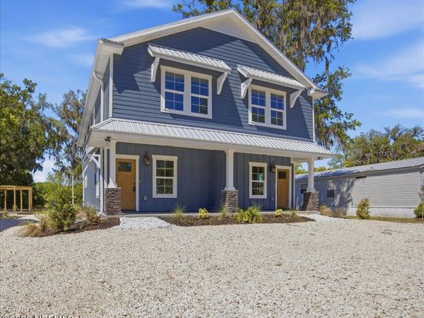 206 W FOX Street, Hastings, FL 32145