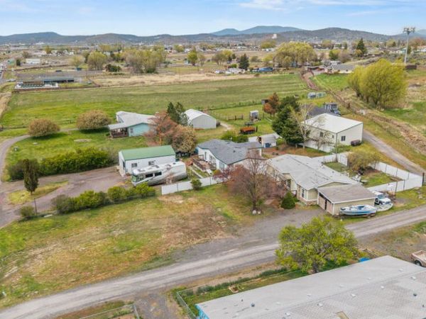4445 Southside, Klamath Falls, OR 97603