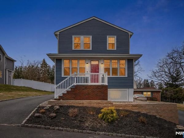 69 Mountain Avenue, CEDAR GROVE, NJ 07009