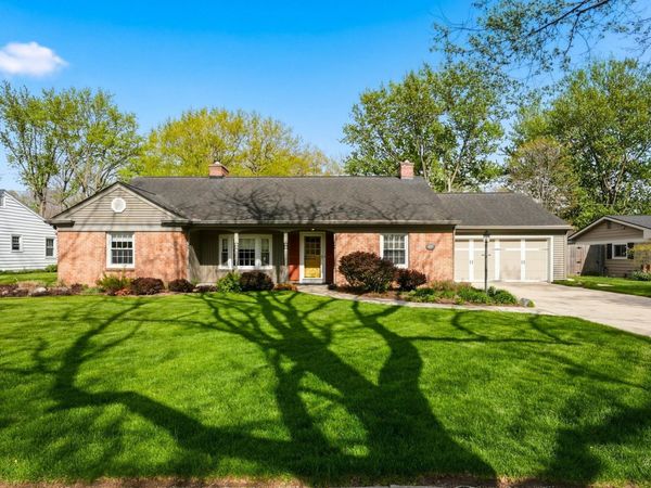 5227 Indiana Avenue, Fort Wayne, IN 46807