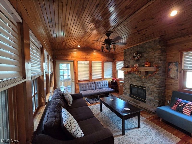 7374 Lakeshore Drive, Carrollton, OH 44615 Photo 3