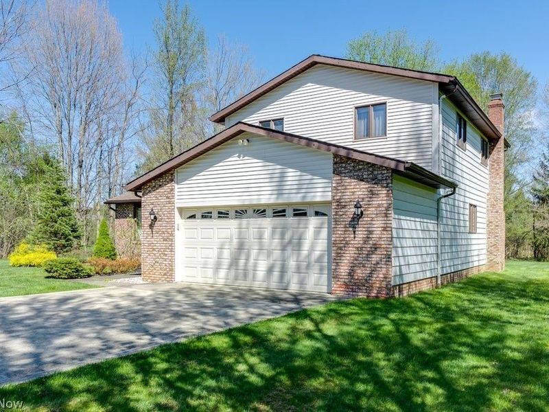 6815 Liberty Road , Solon, OH 44139 Photo 2