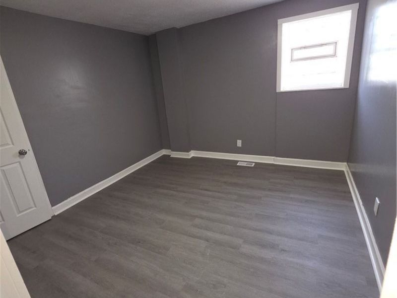 14201 Westropp Avenue , Cleveland, OH 44110 Photo 10