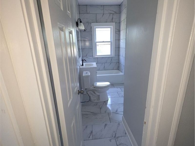 14201 Westropp Avenue , Cleveland, OH 44110 Photo 6