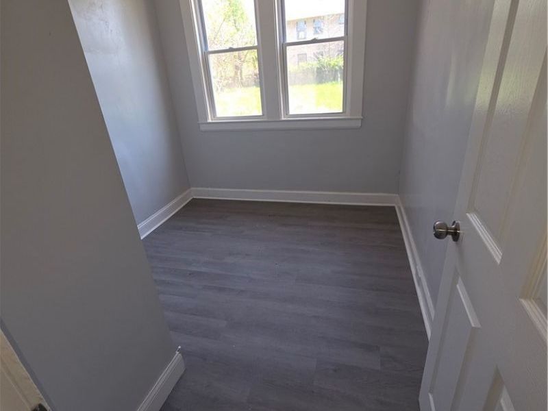 14201 Westropp Avenue , Cleveland, OH 44110 Photo 8