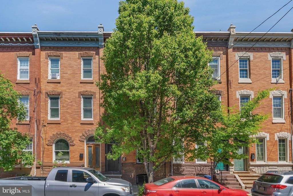 1567 E Montgomery Avenue, Philadelphia, PA 19125 Main Photo