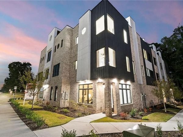 1962 8th Street , Unit 5, Chamblee, GA 30341