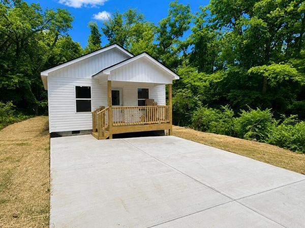2620 E 21st Street, Chattanooga, TN 37404