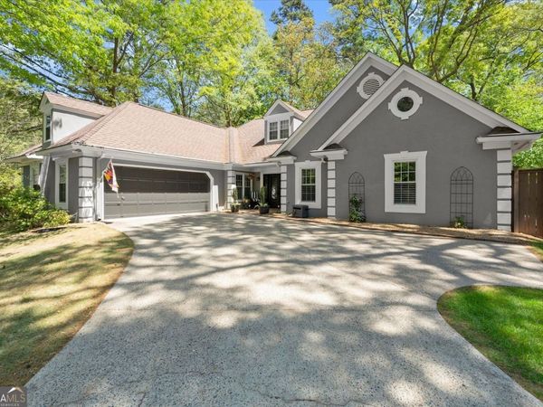 950 Laurel Springs Lane SW, Marietta, GA 30064