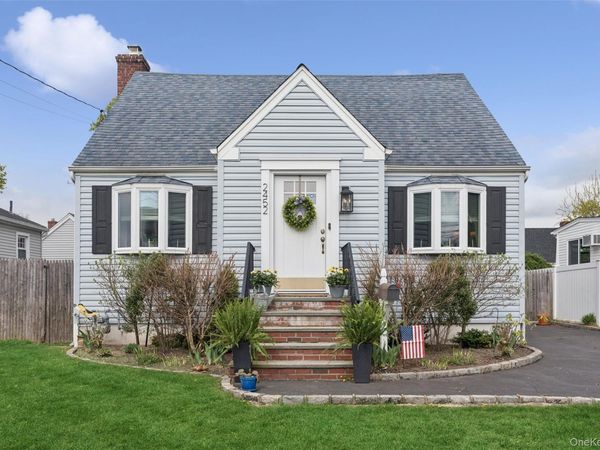2452 Woodland Avenue , Wantagh, NY 11793